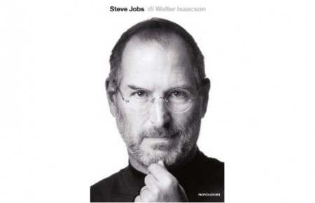 Steve Jobs, il libro di Walter Isaacson secondo in classifica: da leggere per comprendere il mondo Apple