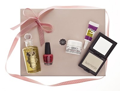 Glossy Box mania, tutte vogliono il cofanetto rosa con prodotti di bellezza