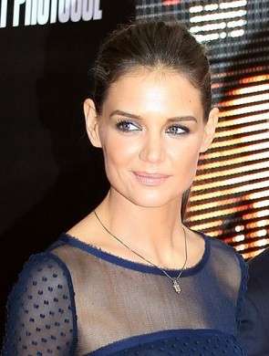 Katie Holmes, copia il suo look raffinato e semplice