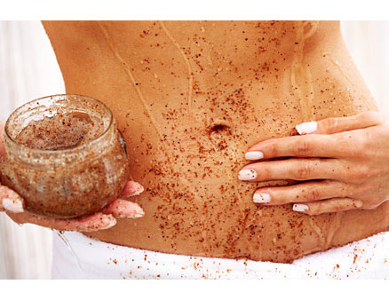 scrub corpo fai da te al caffè