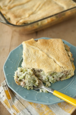 Torta salata con broccoli e salsiccia