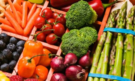 Il tumore al colon-retto si previene consumando frutta e verdura in quantità