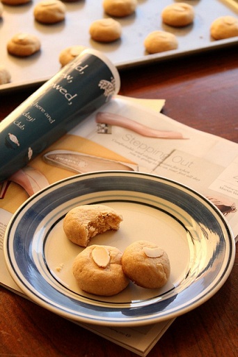 Biscotti alle mandorle facili e golosi, la ricetta