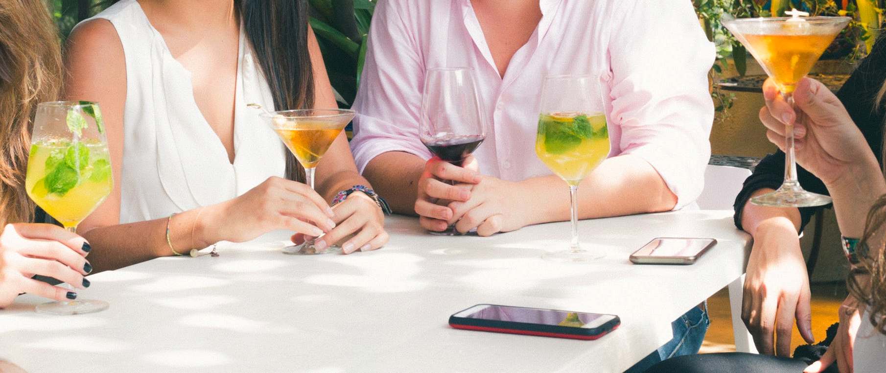 Le calorie degli alcolici, i veri nemici della linea