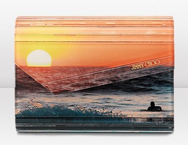 Clutch Jimmy Choo, la nuova “Candy” con stampa mare al tramonto