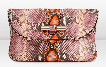 Clutch Jimmy Choo, la nuova Jasmine con stampa pitone colorata