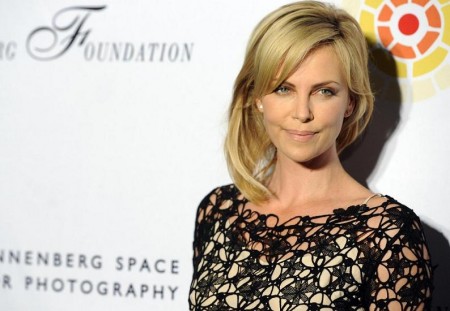 Botulino contro le rughe? Charlize Theron dice ‘no’