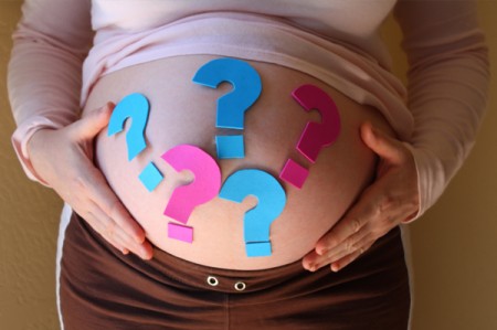 La Rai è pronta a cambiare la clausola di gravidanza nei contratti dei suoi dipendenti