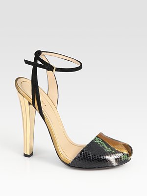 Nuove mary jane Gucci in pitone, lo splendido modello Delphine