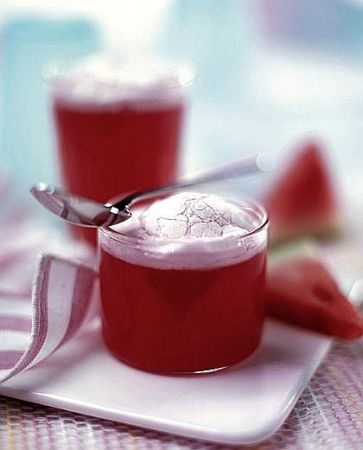 La ricetta light della gelatina di anguria e melone