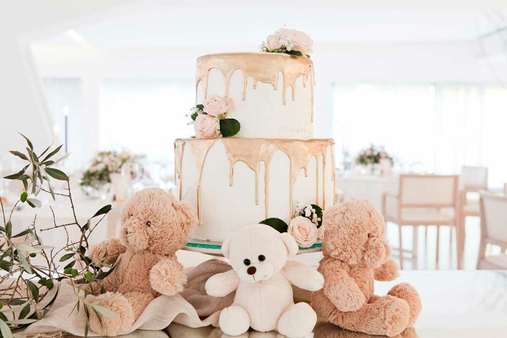 torta decorata con peluches