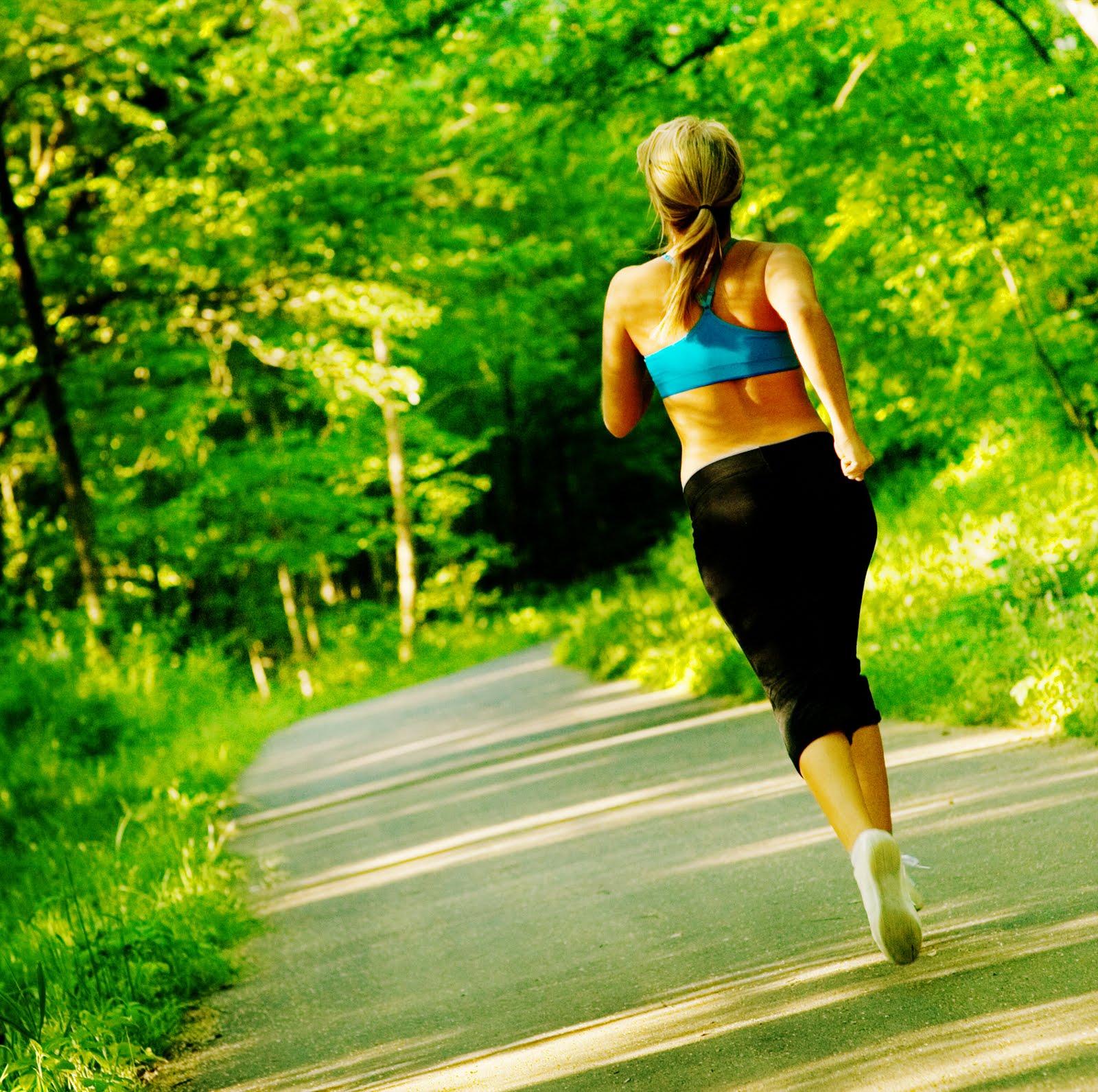 Dimagrire correndo, le regole base per perdere peso con il jogging