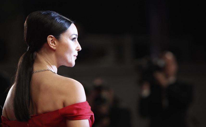 Monica Bellucci mamma a 45 anni: “Prima non ero pronta”