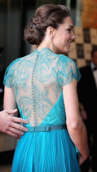 Acconciature con le trecce, Kate Middleton sfoggia un look romantico