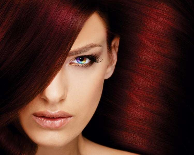 Capelli rossi tinti, come scegliere e far durare a lungo il colore