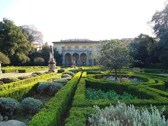 Come realizzare un giardino: istruzioni per creare uno spazio verde [FOTO]