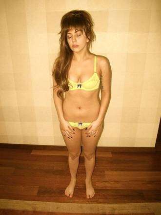 Lady Gaga contro anoressia e bulimia lancia la Body Revolution [FOTO]