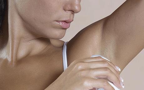 Deodorante naturale fai da te: le ricette casalinghe