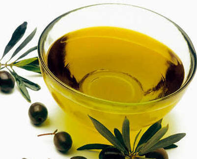 Dieta mediterranea, olio d’oliva alleato del benessere