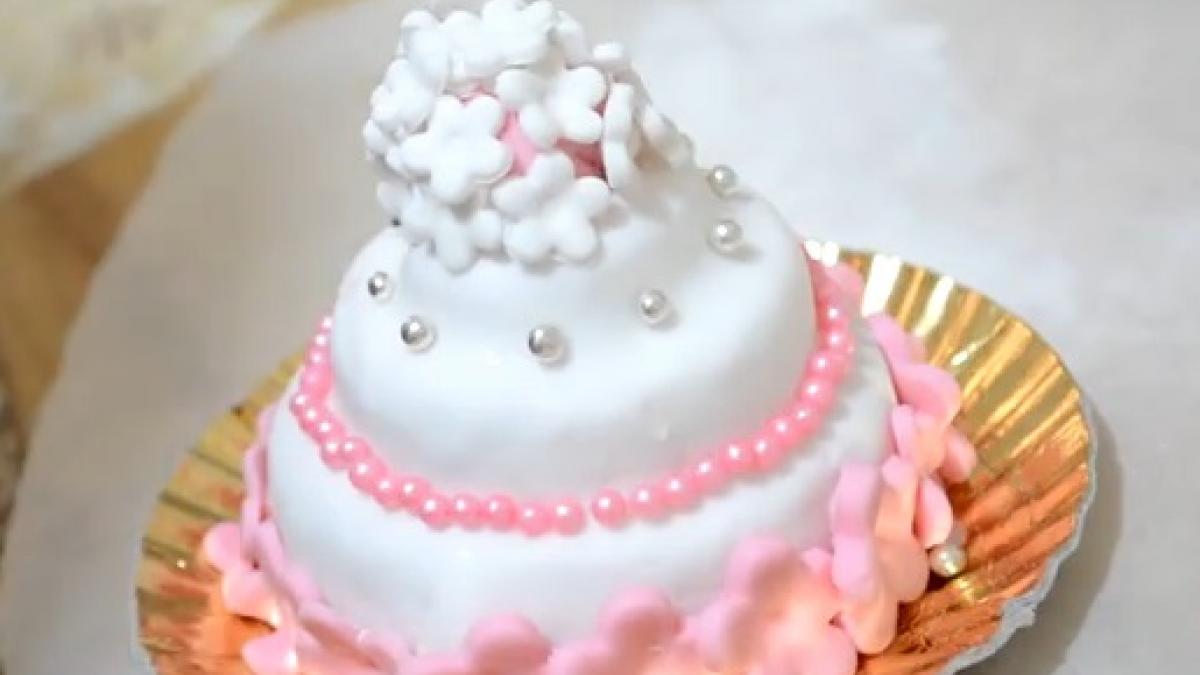 Cake design ricette e tutorial per torte in pasta di zucchero FOTOVIDEO