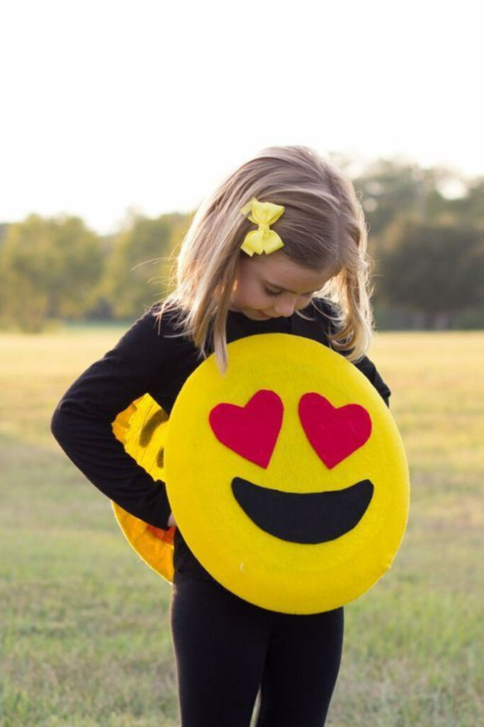 emoji vestito di carnevale fai da te