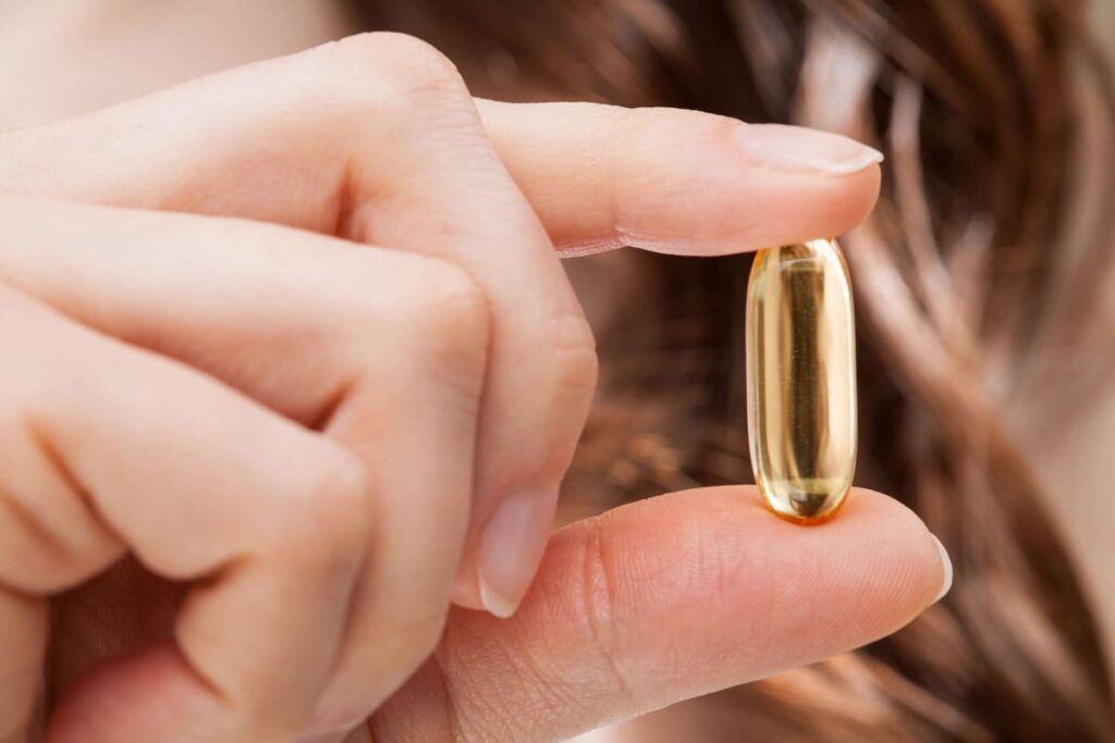integratori capelli- biotina per rinforzare capelli sfibrati
