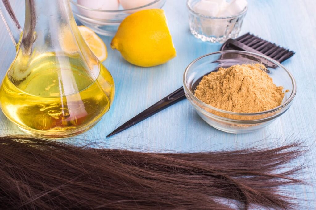 rimedi fai da te per capelli sfibrati