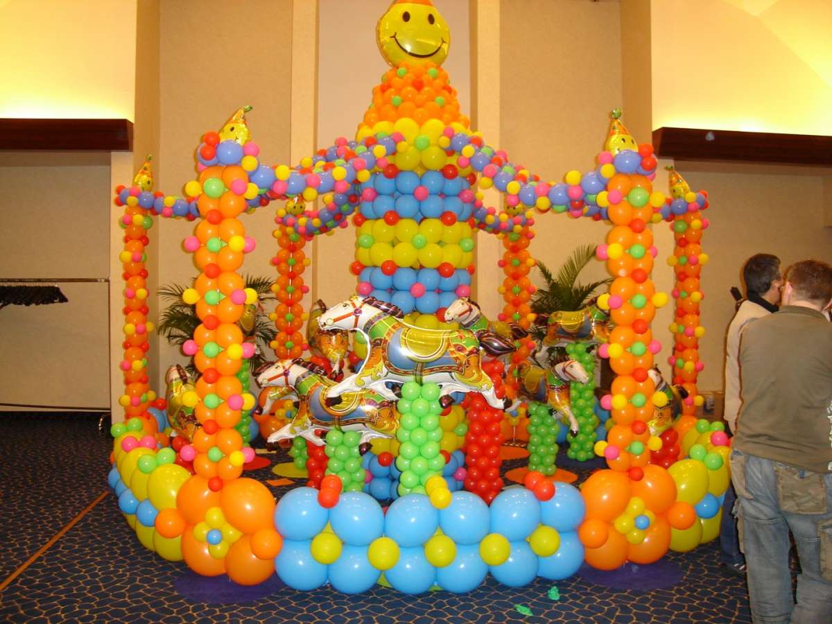 Giostra di palloncini