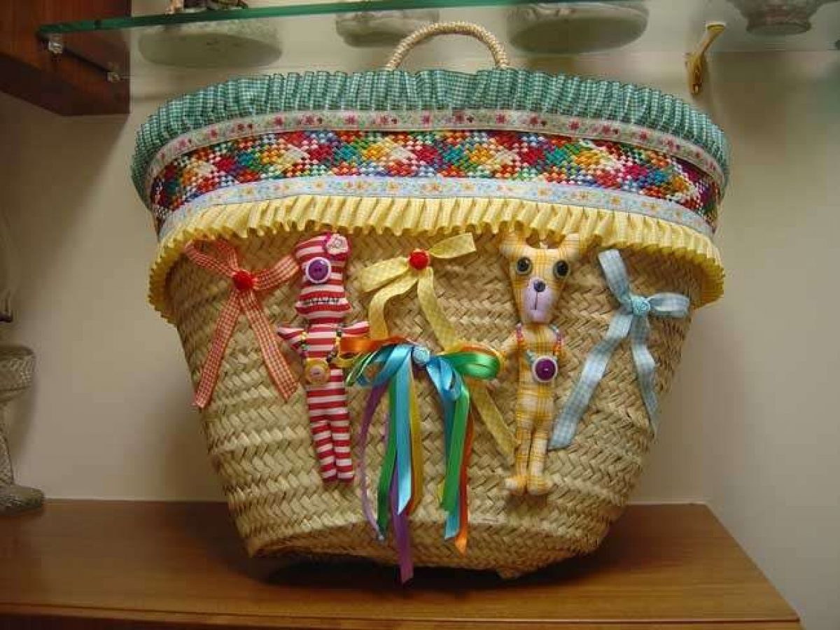 Decorazioni fai da te per cappelli e borse di paglia [FOTO] | Pourfemme
