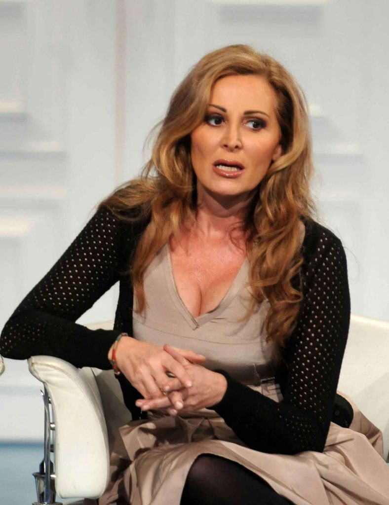 Tutte Le Donne Di Berlusconi Foto Pourfemme