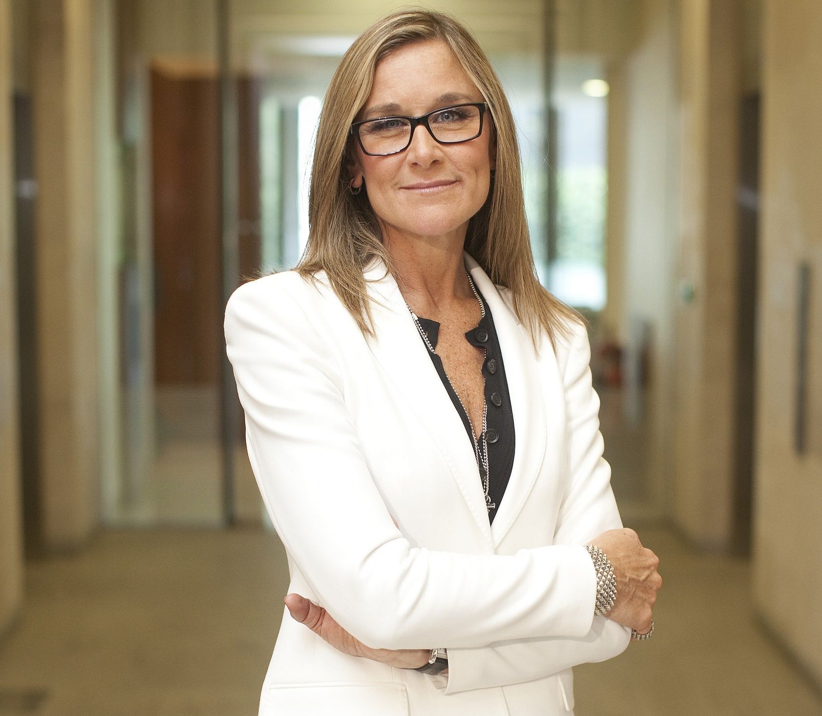 Angela Ahrendts lascia Burberry e va alla guida dei negozi Apple