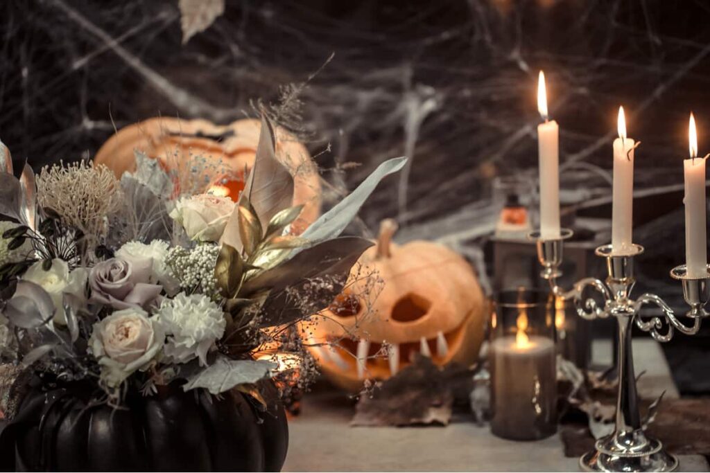 centrotavola per Halloween zucca e candelabro