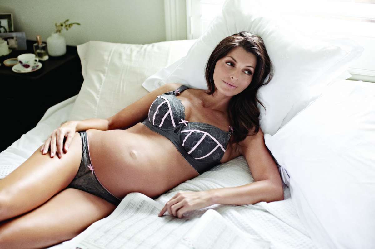 Come essere sensuale in gravidanza: consigli per la futura mamma [FOTO]