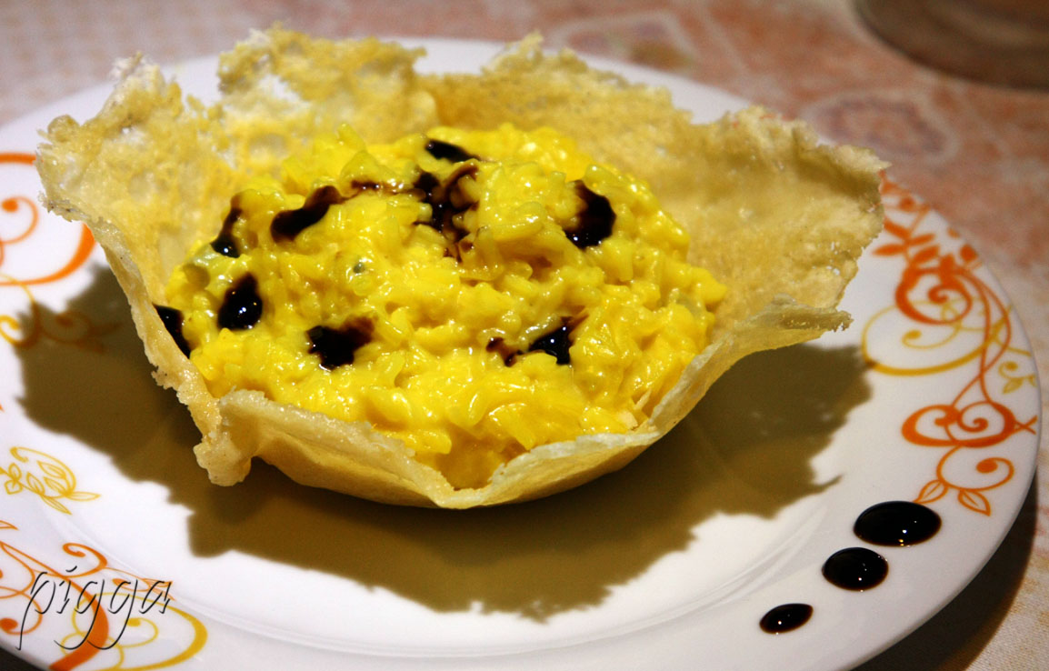 Risotto allo zola in cestino di grana, ricetta di Natale