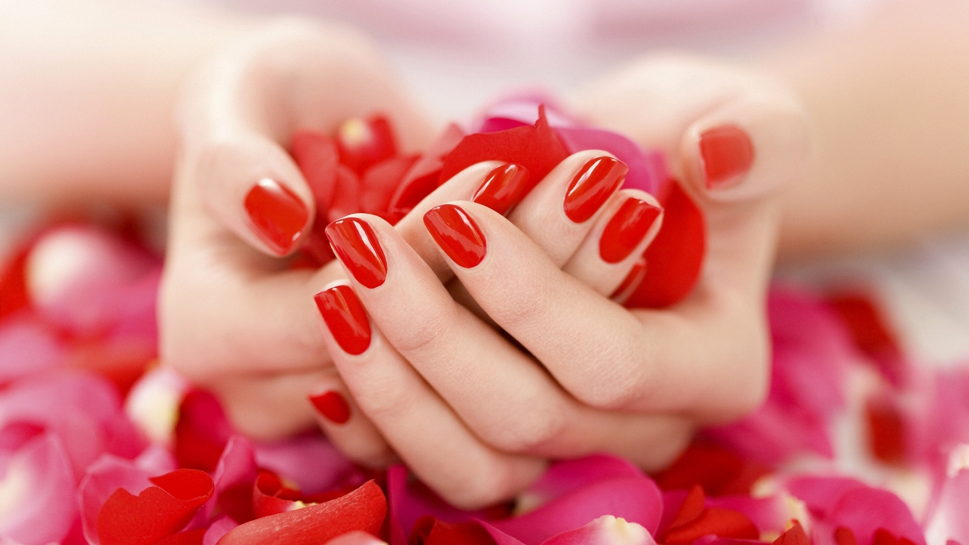 Sai fare una manicure perfetta? [TEST]