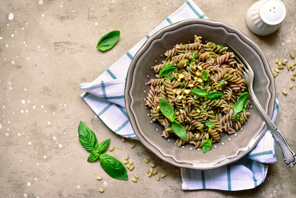 ricette vegane fusilli basilico e olive