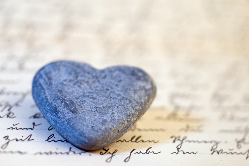 Cos’è l’amore: frasi, poesie e aforismi per definirlo