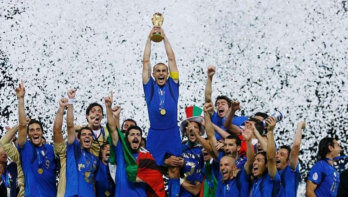 Le maglie della Nazionale italiana di calcio della storia [FOTO]