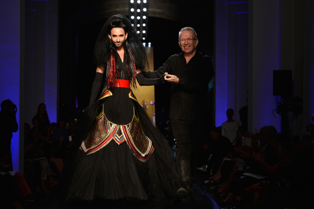 Conchita Wurst, la drag queen sfila per Jean Paul Gaultier