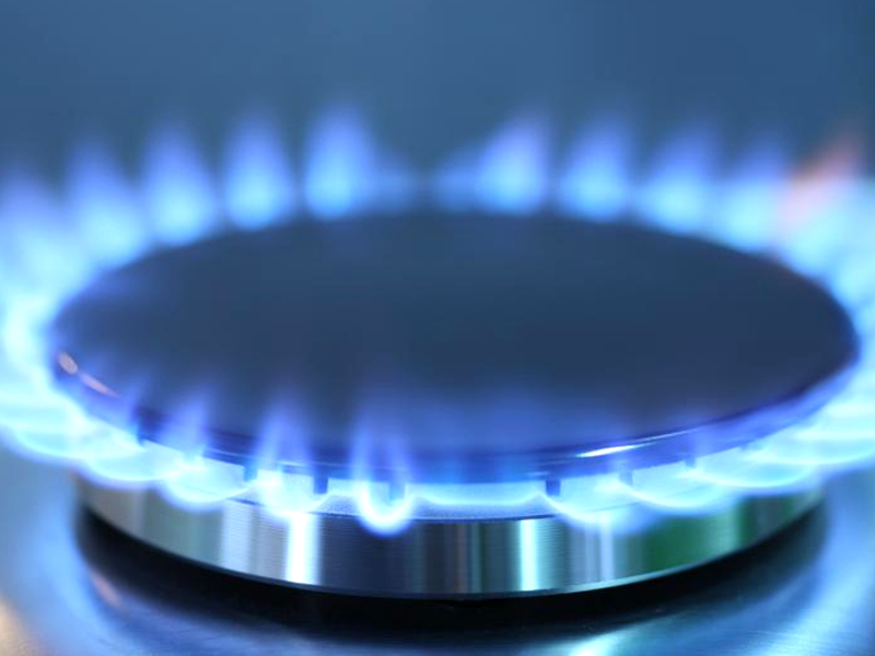 Gas
