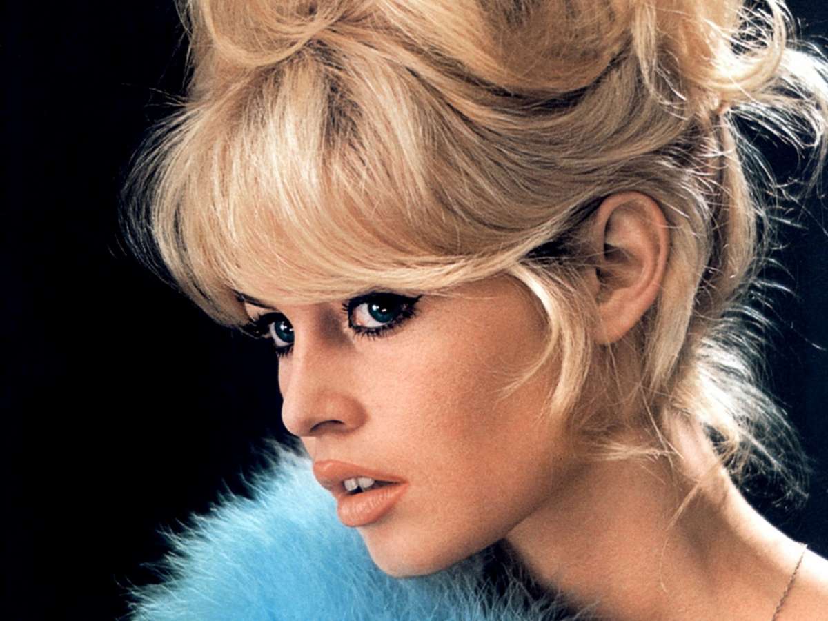 Brigitte Bardot: i beauty look dell’icona di bellezza [FOTO]