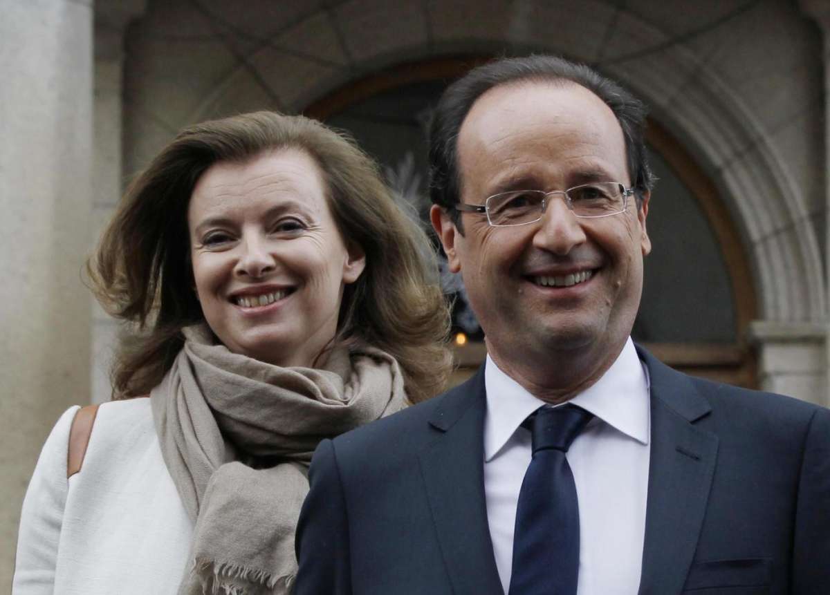 Valérie Trierweiler pubblica un libro shock: ecco la verità su Hollande [FOTO]
