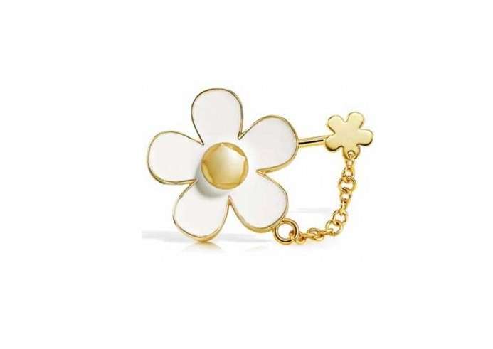 Daisy Solid Perfume Pin di Marc Jacobs