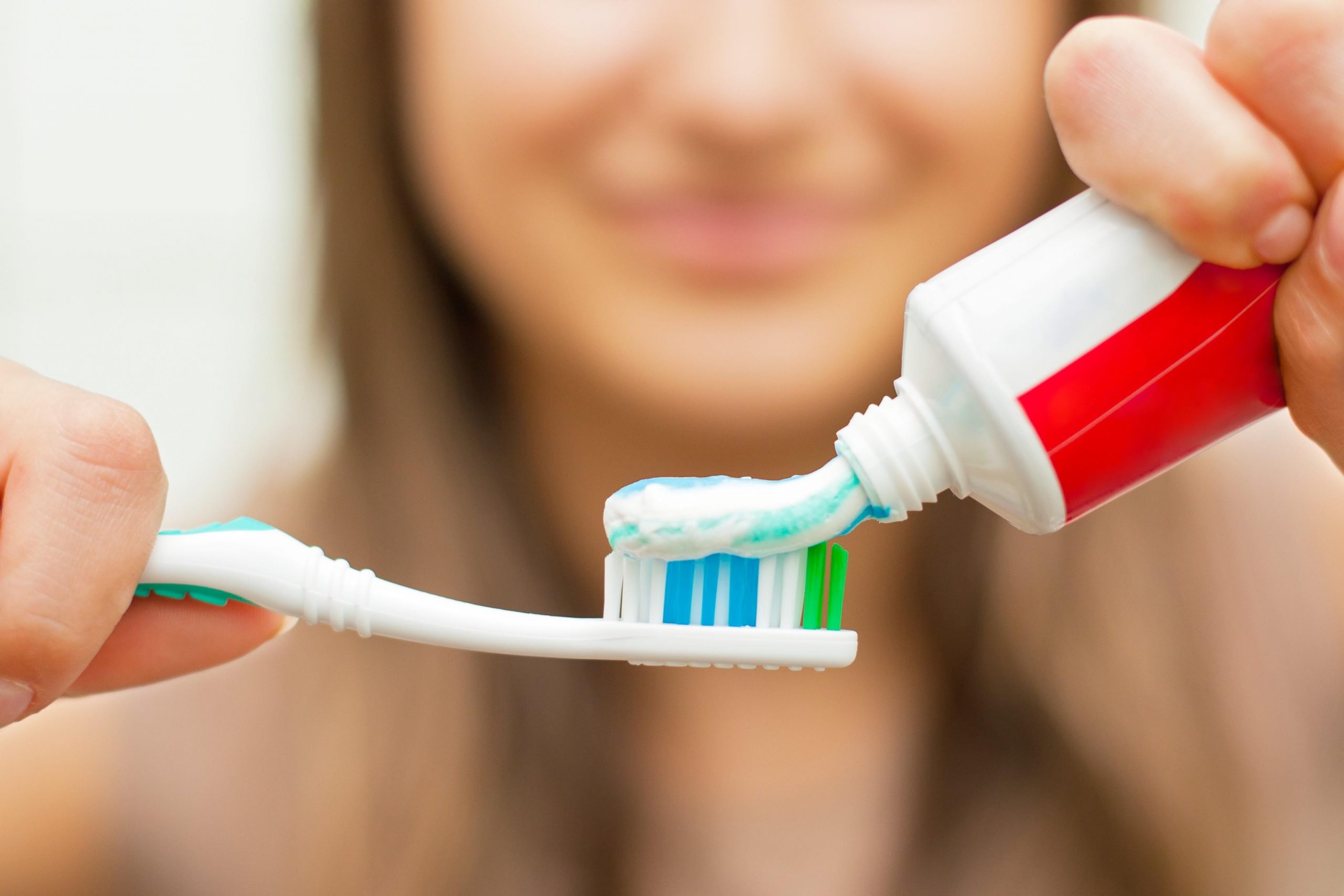usi alternativi dentifricio