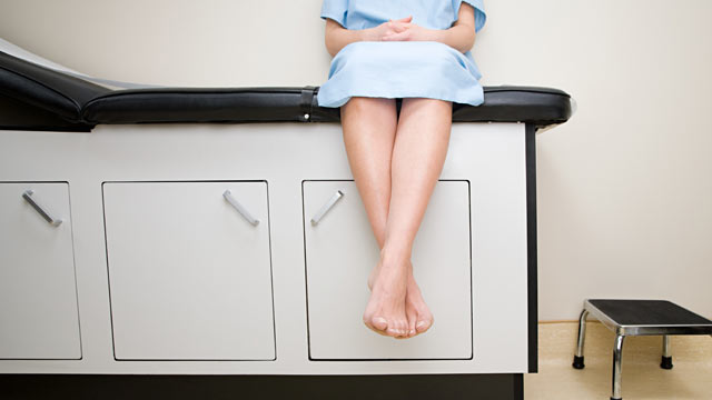gty_woman_at_doctors_office_thg_120118_wmain