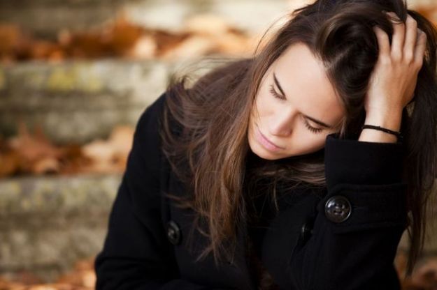 Depressione reattiva: sintomi, cause e terapia
