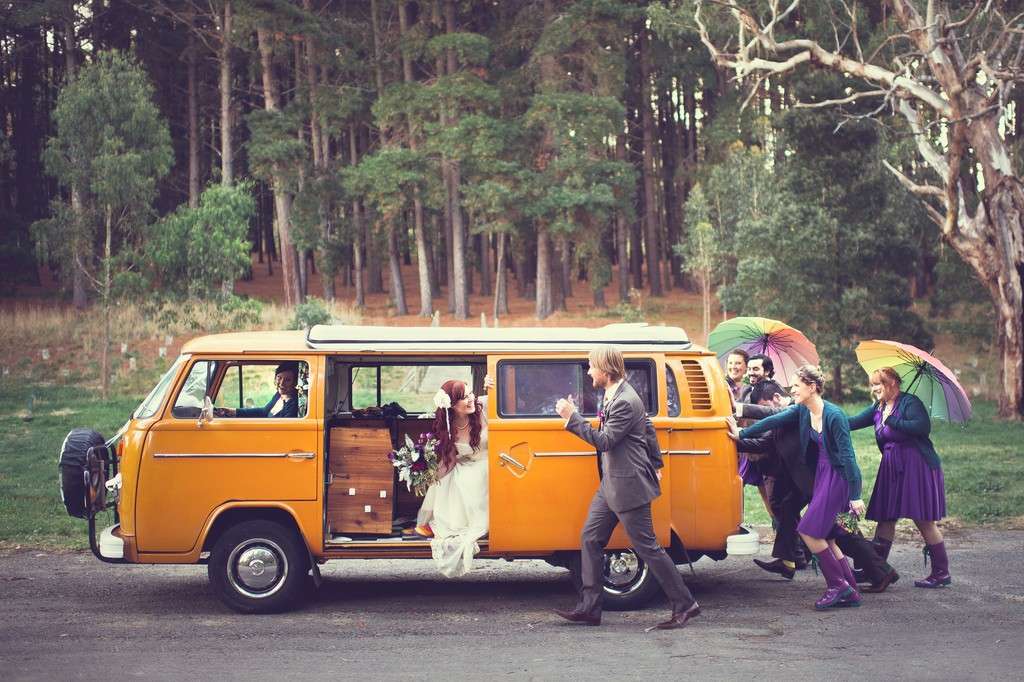 Matrimonio hippie: idee e consigli per nozze in stile anni 70 [FOTO]