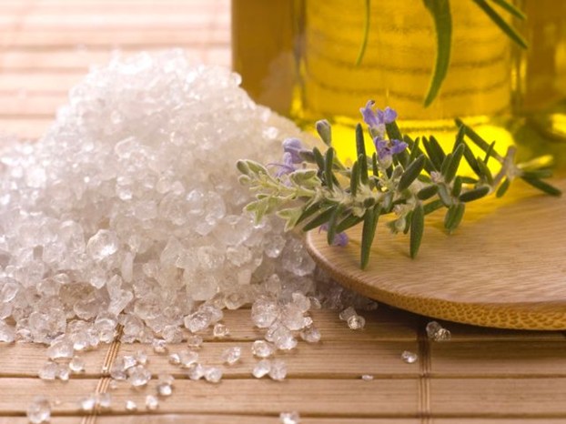 scrub_sale_corpo_fai_da_te 622x466