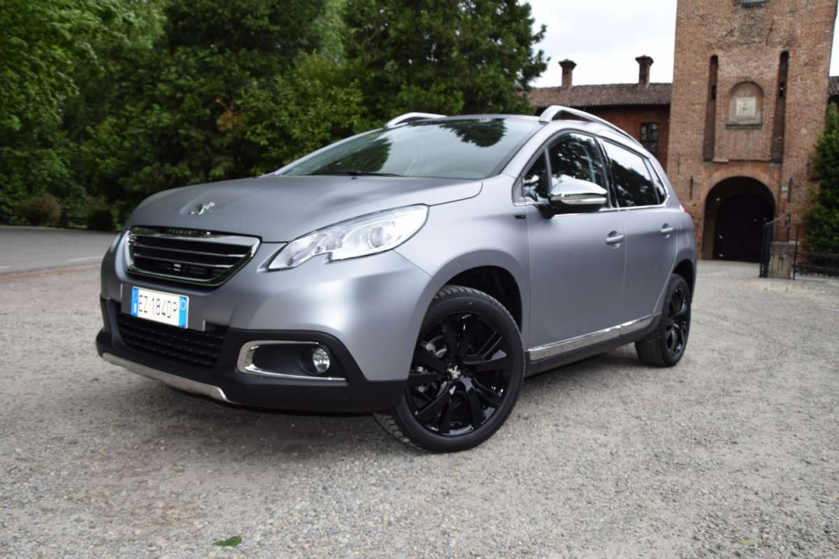 Tutte in viaggio con Peugeot 2008 Black Matt [FOTO]