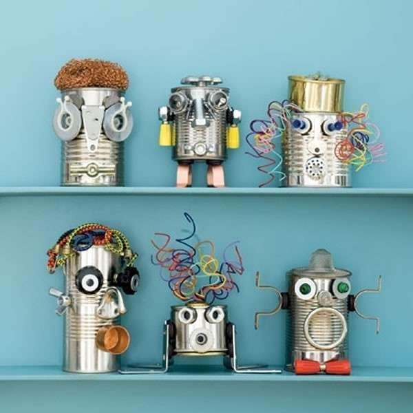Robot con lattine